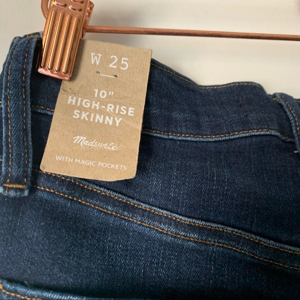 10" High-Rise Skinny Jeans in Woodland Wash: TENCEL Denim Edition - Picture 9 of 12